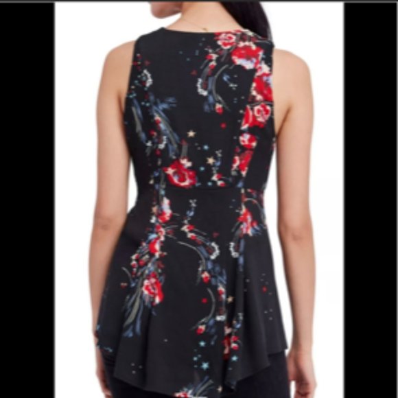 Free People Floral & Star Sleeveless Wrap Tunic Top NWT - Picture 3 of 7